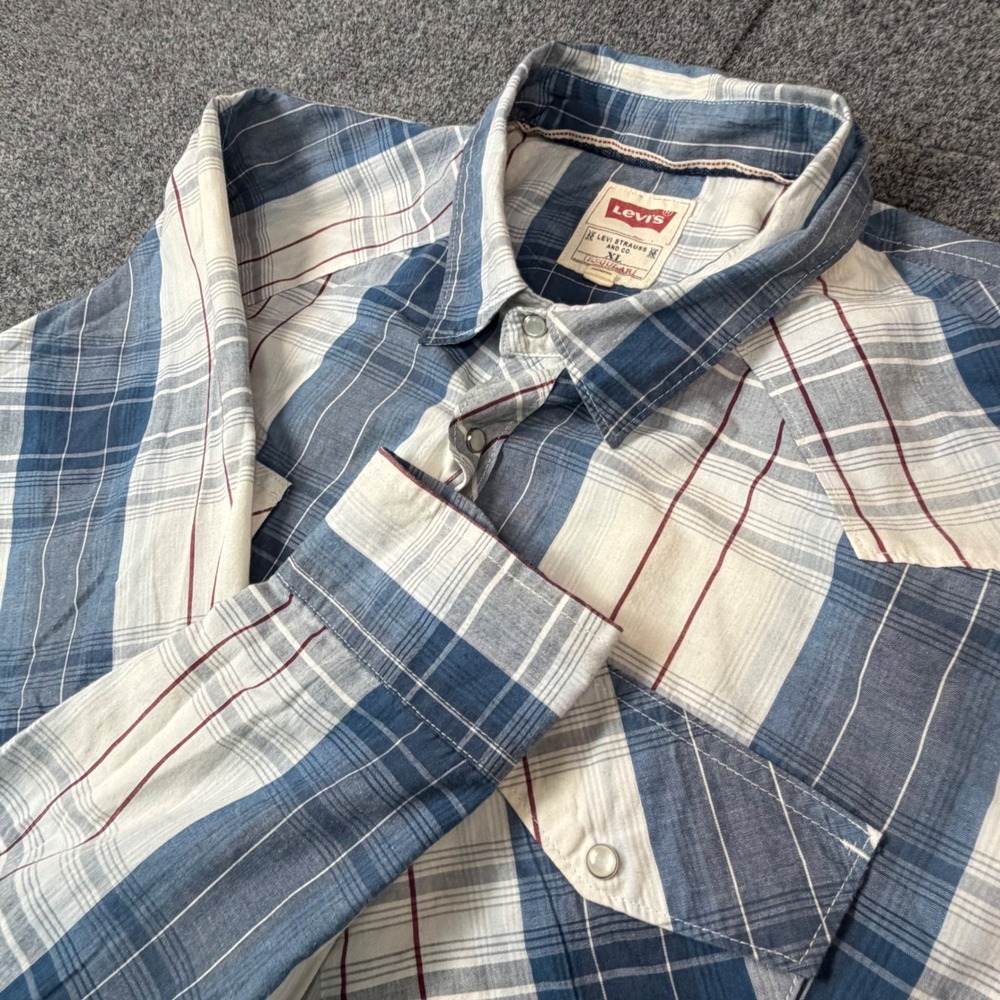 VTG Levis Red Tab Mens Size XL Blue Plaid Pearl Snap Western Long Sleeve Shirt